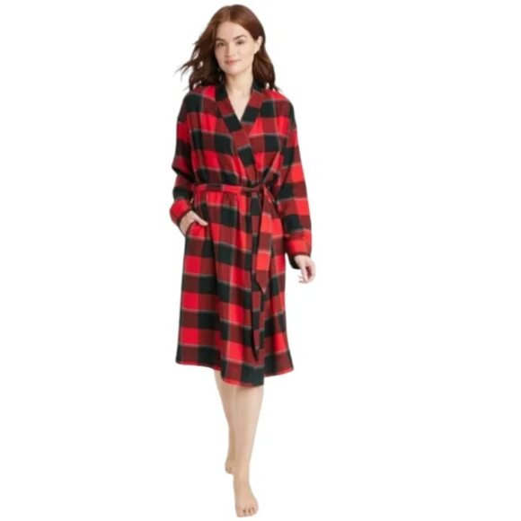 NEW Stars Above™ Women's Red Buffalo Check Flannel Robe - Picture 2 of 9
